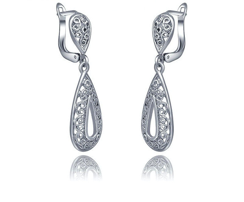 Platinum Plated Gabriella Earrings with Simulated Diamond