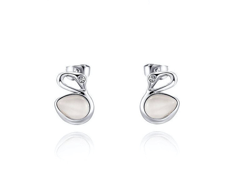 Platinum Plated Johanna Earrings with Simulated Diamond