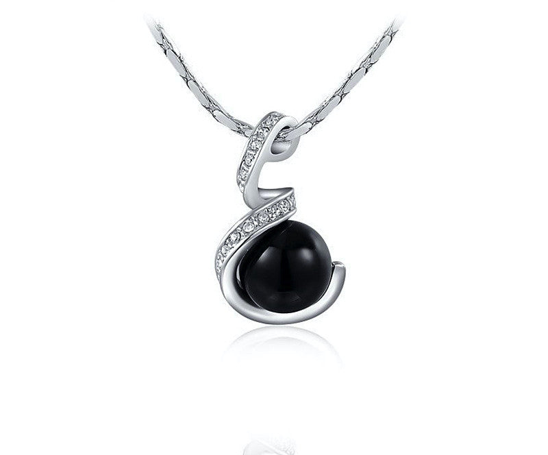 Platinum Plated Makayla Necklace with Simulated Diamond