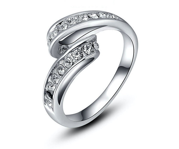 Platinum Plated Zoey Ring with Simulated Diamond