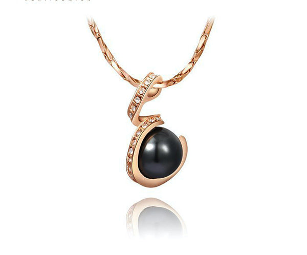 18K Rose Gold Plated Trinity Necklace with Simulated Diamond