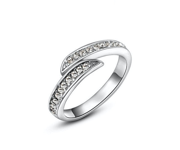 Platinum Plated Bianca Ring with Simulated Diamond