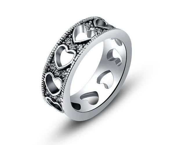 Platinum Plated Daisy Ring with Simulated Diamond