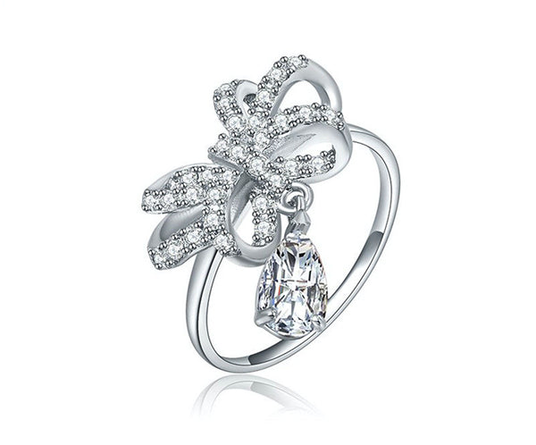 Platinum Plated Itzel Ring with Simulated Diamond