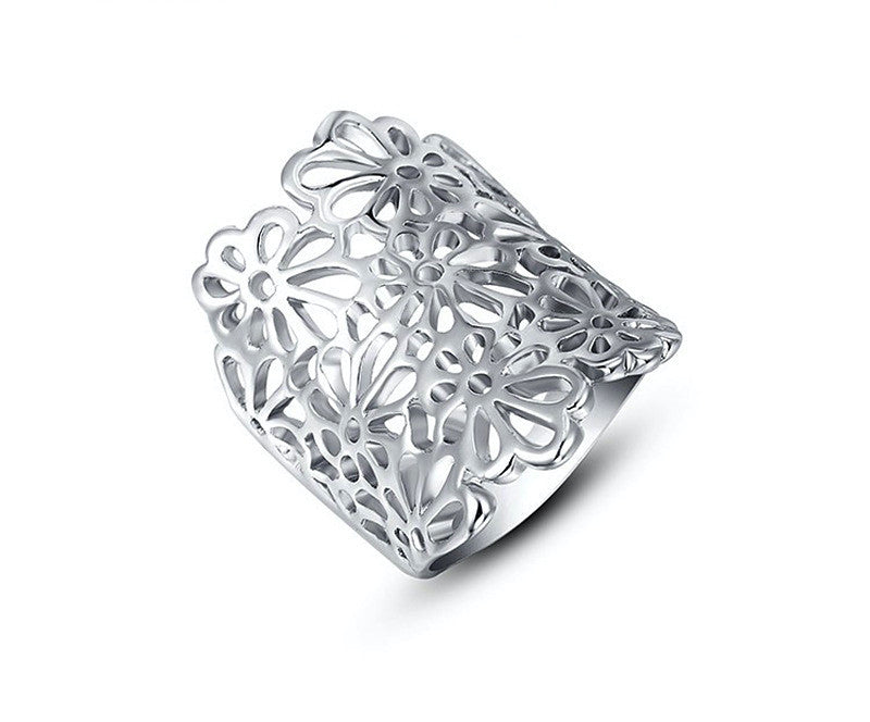 Platinum Plated Presley Ring with Simulated Diamond