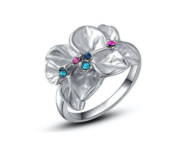 Platinum Plated Reagan Ring with Simulated Diamond
